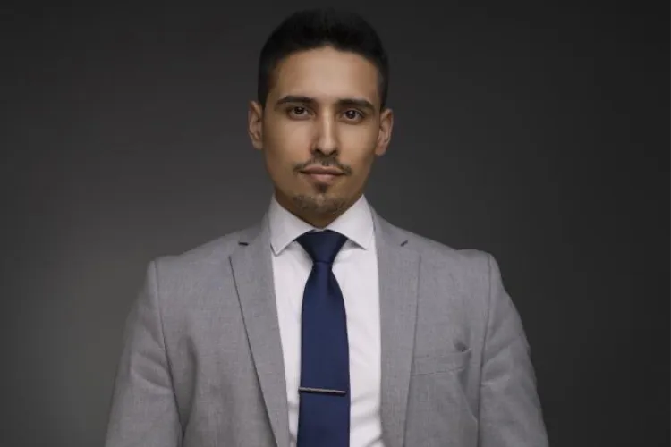 Andrés Mora, Geschäftsführer von Mora Montage